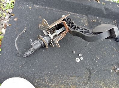 Clutch pedal