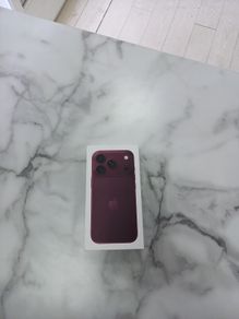 Iphone 18 pro  256gb Brand new sealed pack Unlock sim free 12 months warranty Shop collection and shop receipt