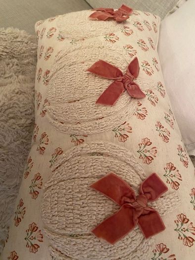 ShabbyChic Rachel Ashwell Cushion