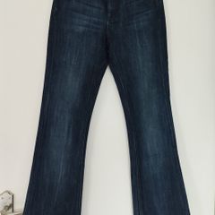 7 For All Mankind Ladies Jeans - Waist 26"
