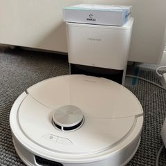 Roborock Robot Vacuum Cleaner with Auto-Empty Dock