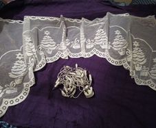 Lovely Light Up Christmas Curtain