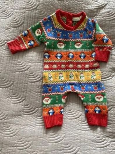 BNWT Beautiful baby gro - Christmas - JoJo Maman BeBe - 0-3 months