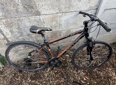 Kellys Cliff 30 Cross / Hybrid Bike (Frame Size 430mm / 17")