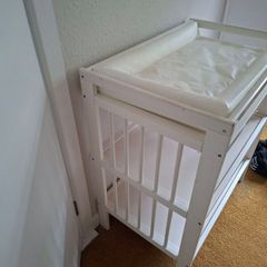 Free to take away baby changing table.