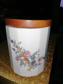 Vintage Carrigdhoun ceramic storage jar