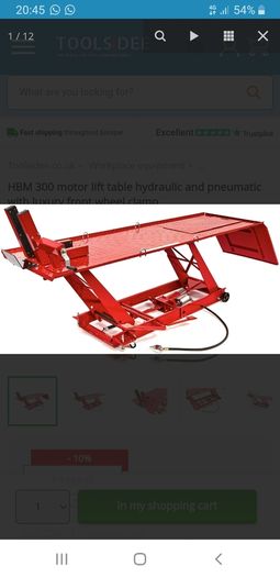 Motorbike hydraulic lift
