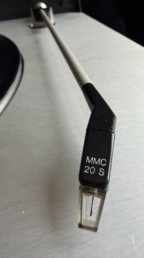 Bang Olufsen Beogram 1700 turntable