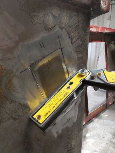 Welder available for welding works-repairs.