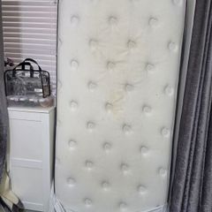 single bed