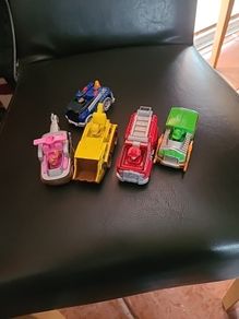 set of 5 diecat metal paw patrol figures