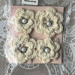 Beads crochet flowers