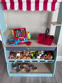 Play Shop and Cafe