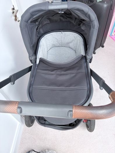 Vista V2 Pushchair Bundle 2023 Model