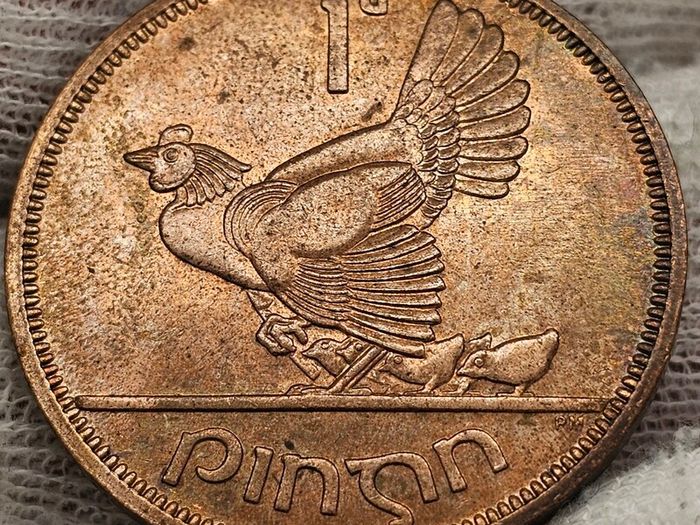 Ireland 1968 1d Penny Beautiful Uncirculated with Amazing Rainbow Toning
