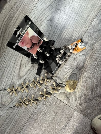 Halloween jewellery