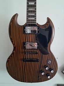 MusicMinds SG shape