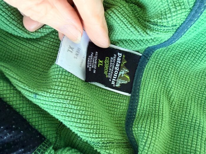 Patagonia mens Capilene top