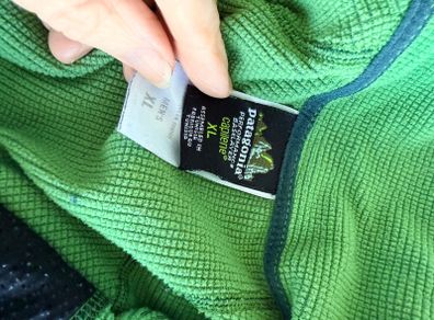 Patagonia mens Capilene top