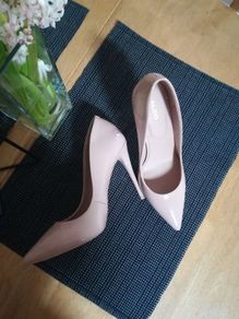 Aldo elegant stilettos in beige color