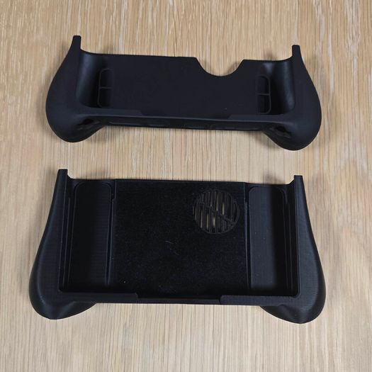 Ayn Thor Max - Black, 1tb (Batch 2)  + Accessories