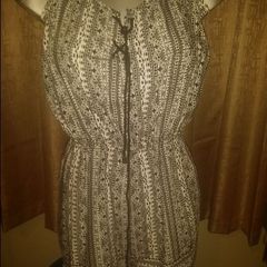 BNWT Atmosphere playsuit size UK18 EUR46 Postage included