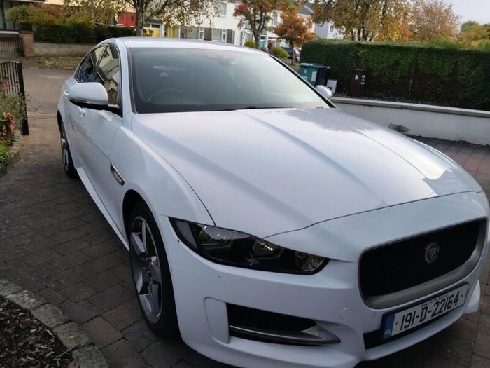 Jaguar XE Sport