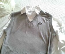 Henleys Grey Jumper/Shirt for Men - Size M