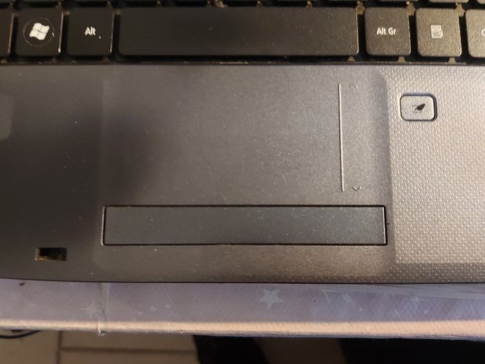 ACER ASPIRE 5738, Model No MS2264, Intel Core 2 Duo CPU T9550, 2.67GHz, 4GB Ram, 500GB HDD, Windows 7 32 bit, Firefox, Opera, Chrome and VLC
