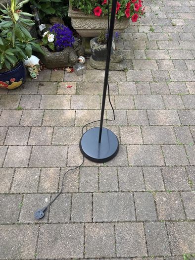 floor lamp