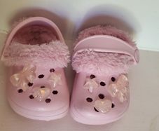Girls Crocs Fur Lined