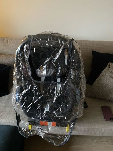 FREE maxi cosi cabriofix plus isofix base x 2 and and rain cover