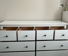 bedroom chest of drawers