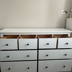 bedroom chest of drawers