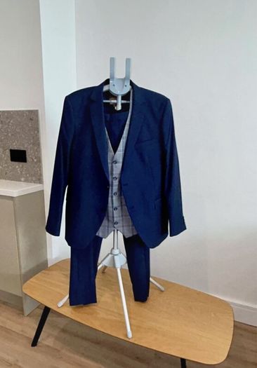 Benetti Three Piece Tailored Fit Suit Petrol Blue