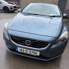 Volvo V40 2014