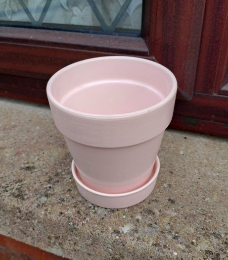 Light Pink & White Plant Pots.