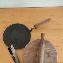 Iron Tawa with 3-Piece Indian Roti Making Kit