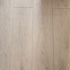 Laminate flooring