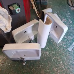 3 x Villeroy and Boch sinks