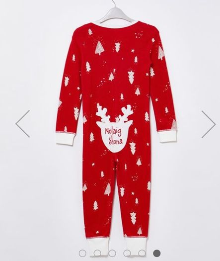 Leigh tucker willow Nollaig Shona onesie pyjamas