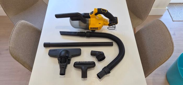 Dewalt DCV501L 18V Cordless vacuum dust extractor