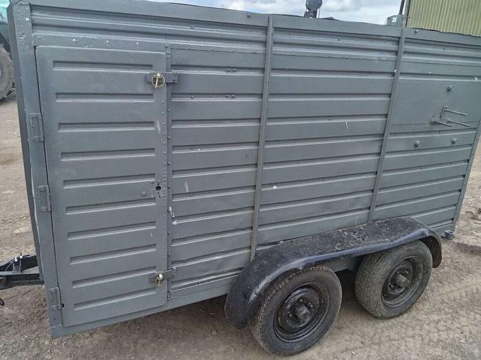 Box trailer