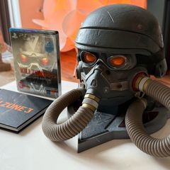 Killzone 3 Collectors Edition PS3 Helghast Helmet