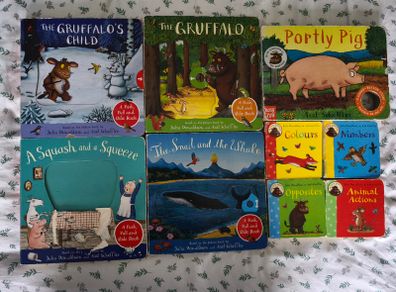 Books bundle