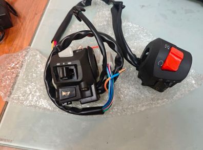 Universal Motorcycle Handlebar Switch Set  Brand New