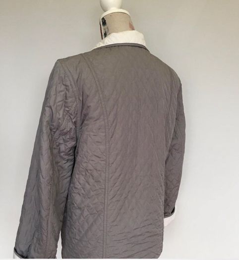 Ladies reversible grey - white jacket