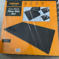 Black Floor Mat Set - 6 Tiles