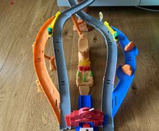 Disney Pixar Cars Rescue Road Raceway Playset