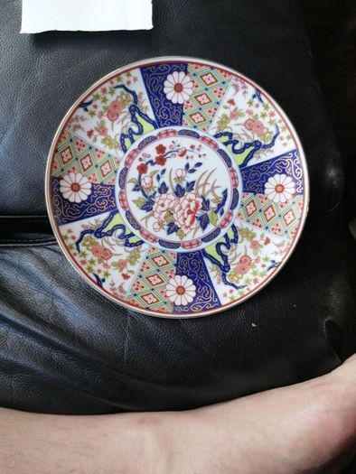 vintage Japanese IMARI PLATE
